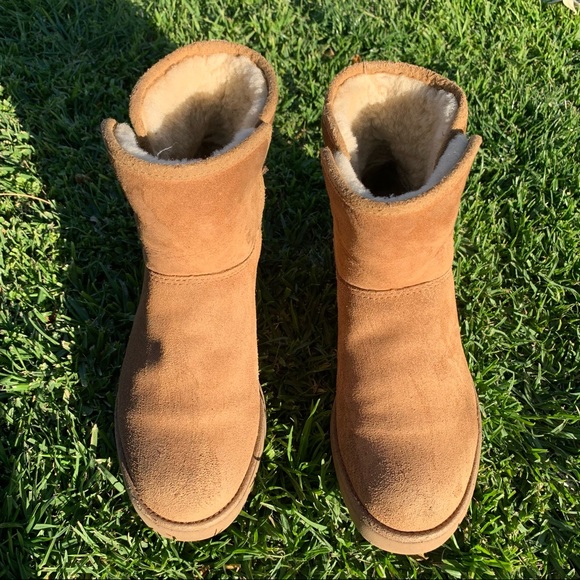 UGG Shoes - UGG 🔴 Kristin Chestnut boot